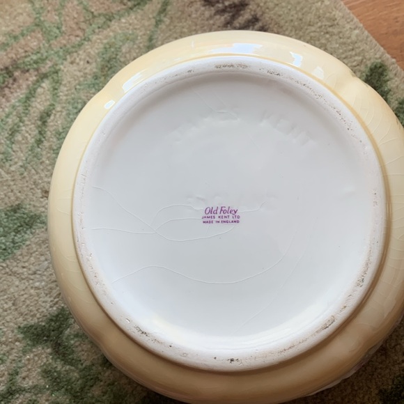 Antique Chamber Pot or Flower Pot or Vessel Made in Staffordshire England - Picture 8 of 9